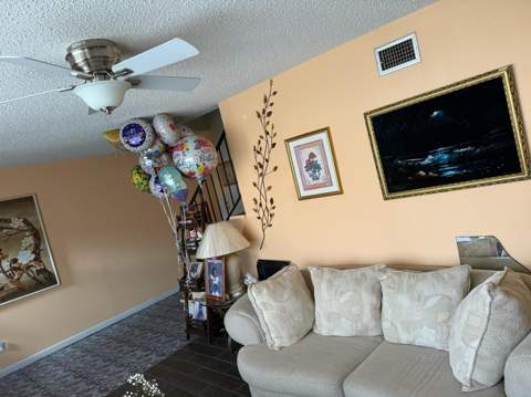76 Ann Lee Lane, Tamarac FL - photo 6 of 33