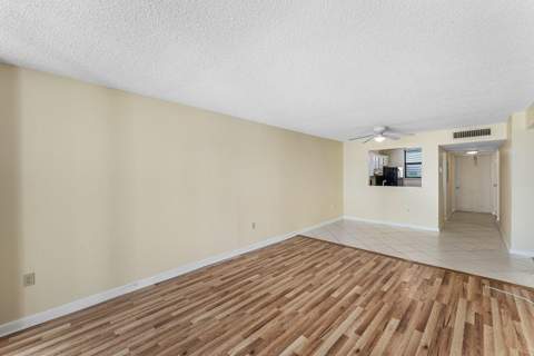 3545 S Ocean Boulevard #405, South Palm Beach FL - photo 14 of 41