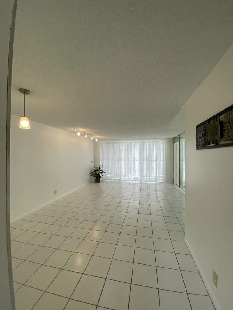 2 bedroom Condominium at 4110 Tivoli Court #103, Fountains Of Palm Beach Condo 7, Lake Worth Beach — photo 2