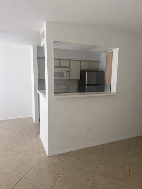 2647 NW 33rd Street #2305, Oakland Park FL - photo 6 of 20