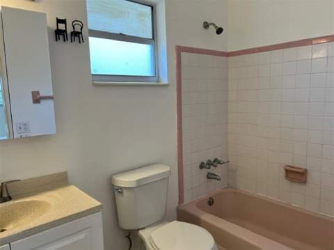 270 NE 40th Street #26, Oakland Park FL - photo 9 of 14