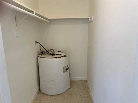 270 NE 40th Street #26, Oakland Park FL - photo 12 of 14