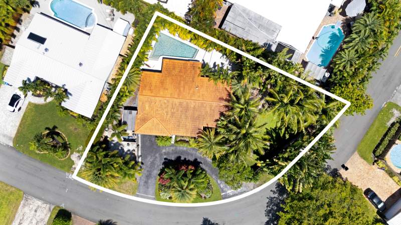 3 bedroom Single Family Residence at 5210 NE 17th Terrace, Coral Ridge Isles, Fort Lauderdale — photo 2