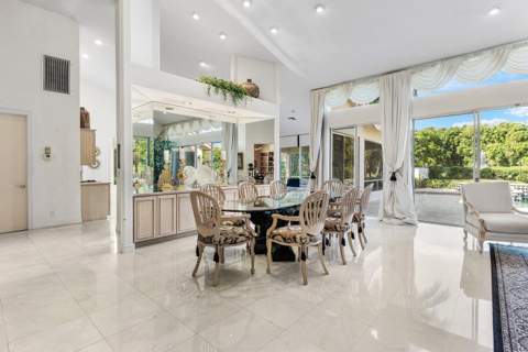 17571 Bocaire Way, Boca Raton FL - photo 9 of 56