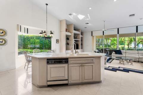 17571 Bocaire Way, Boca Raton FL - photo 10 of 56