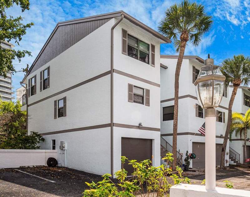 3 bedroom Townhouse at 3250 NE 12th Street #1, Ocean View Condo, Pompano Beach — photo 2