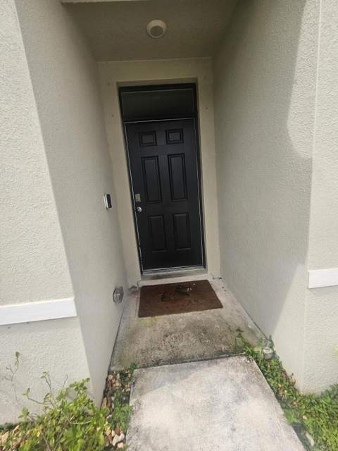 5015 NW North Macedo Boulevard, Port St. Lucie FL - photo 12 of 33