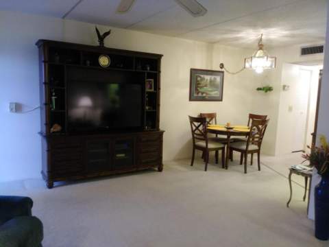 300 Village Green Circle #302, Palm Springs FL - photo 13 of 20