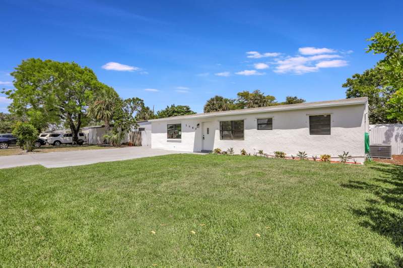 3 bedroom Single Family Residence at 3060 NE 12th Avenue, Collier Manor 3rd Add, Pompano Beach — photo 3