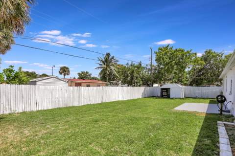 3060 NE 12th Avenue, Pompano Beach FL - photo 24 of 27
