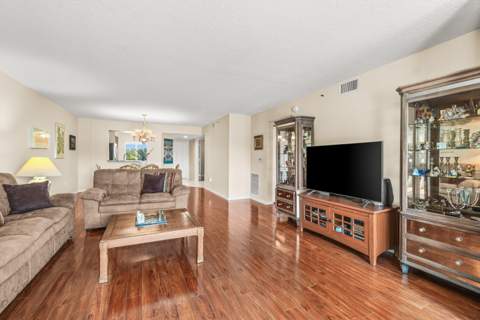 12560 Majesty Circle #401, Boynton Beach FL - photo 14 of 48