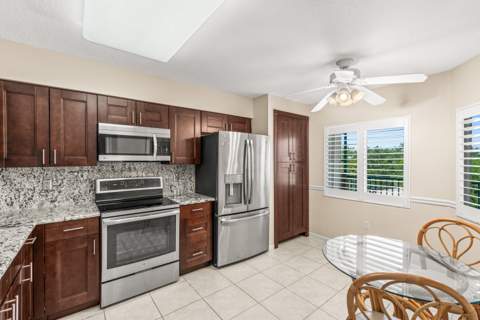 12560 Majesty Circle #401, Boynton Beach FL - photo 12 of 48