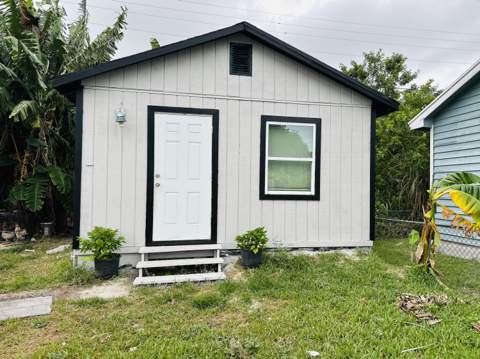 566 SE 7th Drive, Belle Glade FL - photo 13 of 15