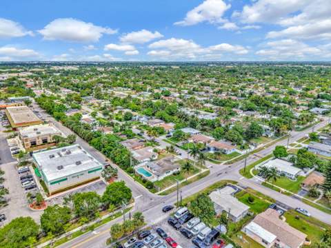 3300 NW 32nd Street, Lauderdale Lakes FL - photo 13 of 61