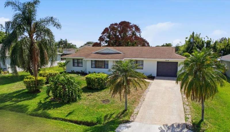 3 bedroom Single Family Residence at 1962 SW Libra Lane, Port St Lucie Section 13, Port St. Lucie — photo 2