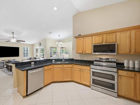 12364 82nd Street, West Palm Beach FL - photo 12 of 49