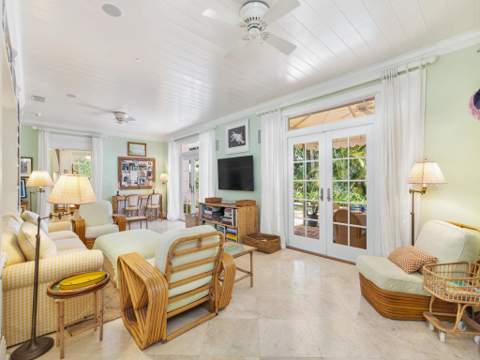243 Garden Road, Palm Beach FL - photo 9 of 32