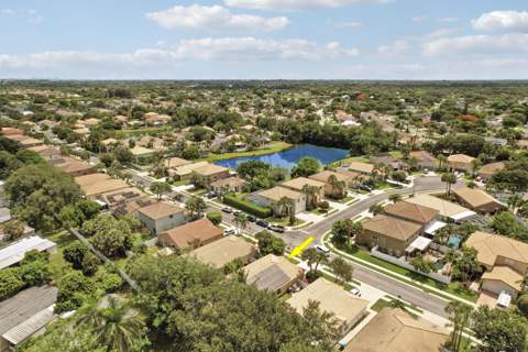 1017 Fosters Mill Road, Boynton Beach FL - photo 8 of 44