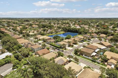1017 Fosters Mill Road, Boynton Beach FL - photo 9 of 44