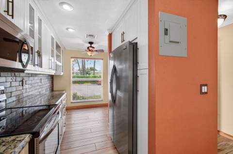2830 SW 15th Street #6-a, Delray Beach FL - photo 8 of 51