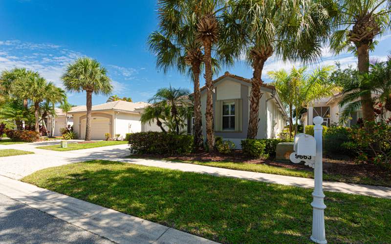 3 bedroom Single Family Residence at 9663 Great Egret Court, Baywinds Rpd 10, West Palm Beach — photo 3