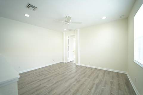 2202 SW Cape Cod Drive, Port St. Lucie FL - photo 8 of 17