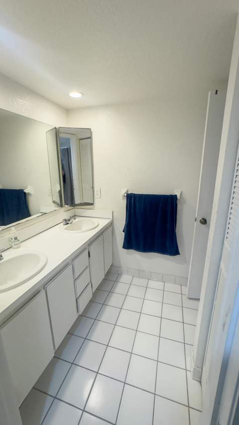 407 Arabian Road, Palm Springs FL - photo 11 of 19