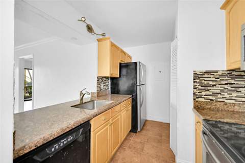 10022 Winding Lake Road #102, Sunrise FL - photo 12 of 31
