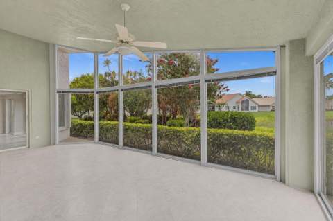 12316 Lakeridge Falls Drive, Boynton Beach FL - photo 19 of 64