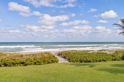9025 SE Bridge Road #A, Hobe Sound FL - photo 17 of 31