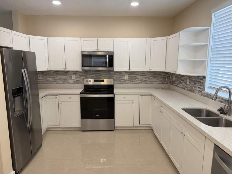 3 bedroom Townhouse at 940 Doveplum Court, West Lake Village Plat, Hollywood — photo 2