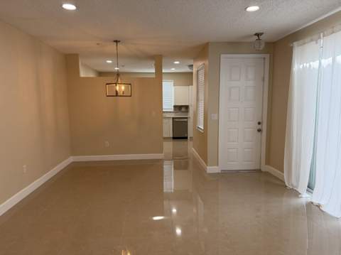 940 Doveplum Court, Hollywood FL - photo 6 of 19