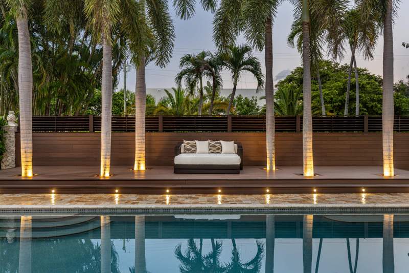 4 bedroom Single Family Residence at 290 NW 6th Street, Spanish Village, Boca Raton — photo 3