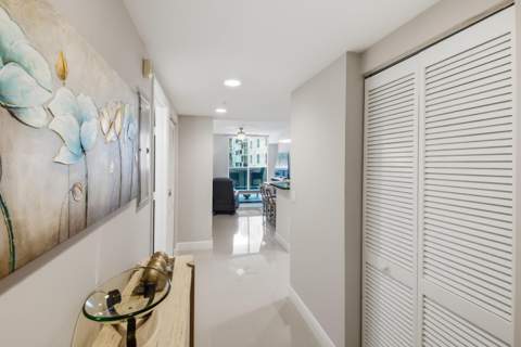 191 SE 20th Avenue #210, Deerfield Beach FL - photo 7 of 56
