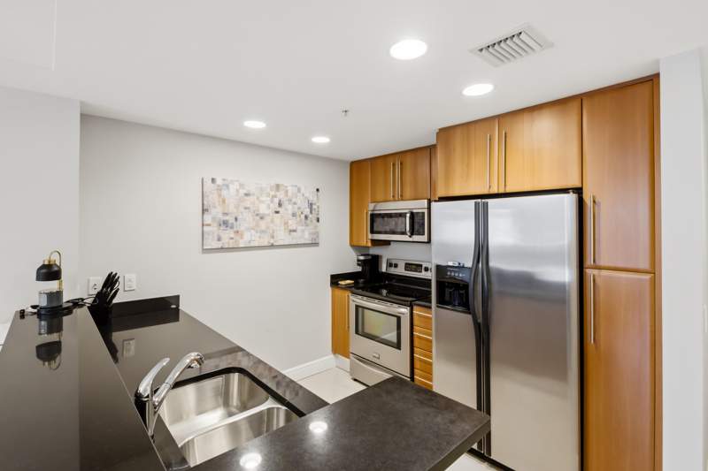 1 bedroom Condominium at 191 SE 20th Avenue #210, 1 Ocean Boulevard Condo, Deerfield Beach — photo 4