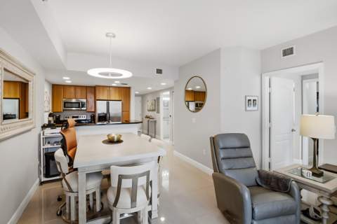 191 SE 20th Avenue #210, Deerfield Beach FL - photo 15 of 56