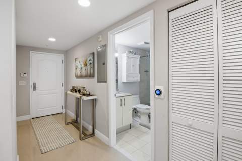 191 SE 20th Avenue #210, Deerfield Beach FL - photo 9 of 56