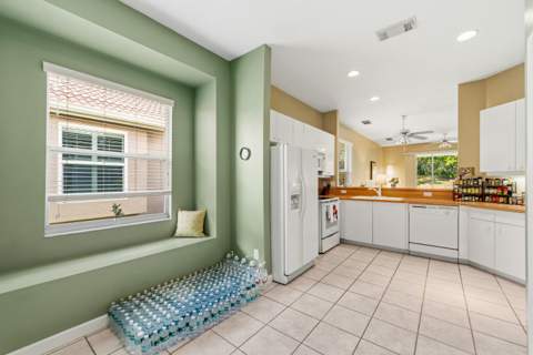 638 SW Treasure Cove, Port St. Lucie FL - photo 11 of 46