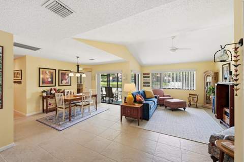 22 Lexington Lane #D, Palm Beach Gardens FL - photo 8 of 33
