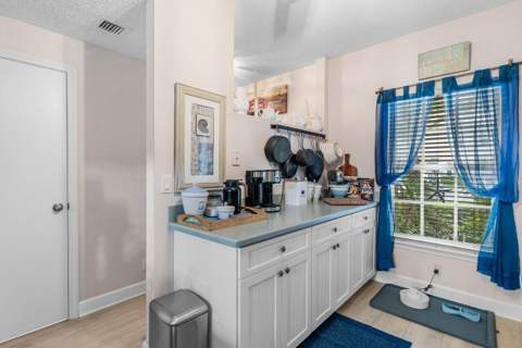 1022 Kokomo Key Lane, Delray Beach FL - photo 6 of 39