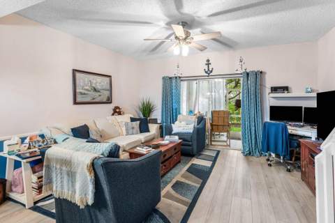1022 Kokomo Key Lane, Delray Beach FL - photo 12 of 39