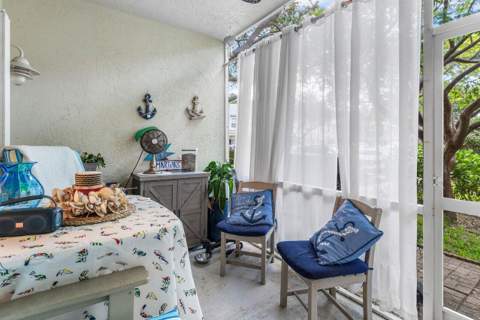 1022 Kokomo Key Lane, Delray Beach FL - photo 23 of 39