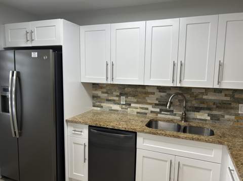 140 Lake Nancy Lane #115, West Palm Beach FL - photo 7 of 32