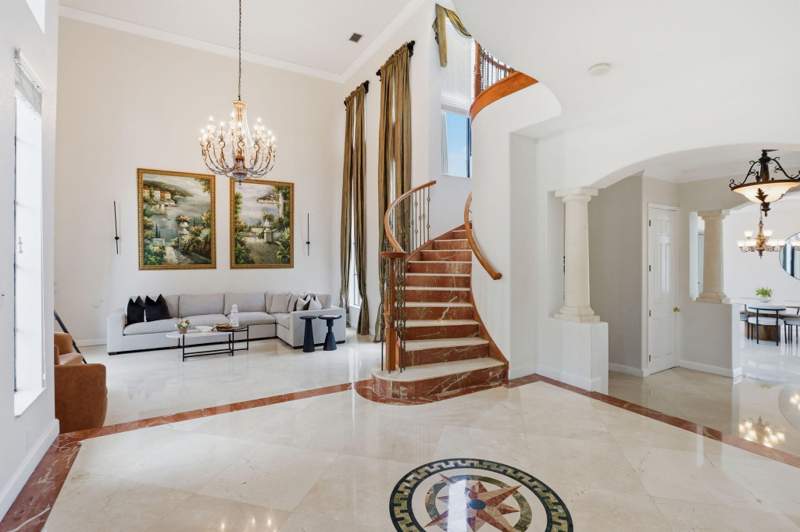 5 bedroom Single Family Residence at 18662 SW 17th Court, Harbour Lakes Estates, Miramar — photo 3