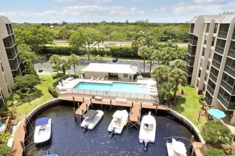 20 Royal Palm Way #204, Boca Raton FL - photo 23 of 30