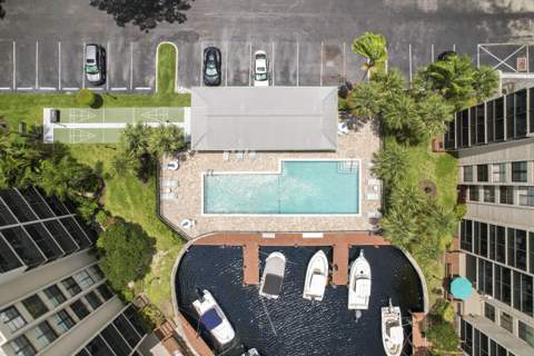 20 Royal Palm Way #204, Boca Raton FL - photo 24 of 30