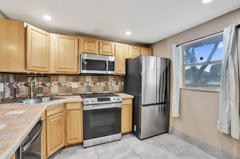 2 bedroom Condominium at 8301 Sands Point Boulevard #S102, Sands Point Condominium Vi, Tamarac — photo 4