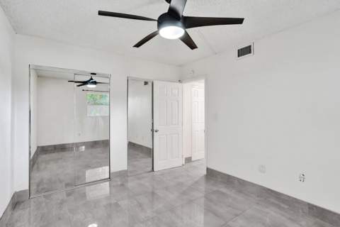 8301 Sands Point Boulevard #S102, Tamarac FL - photo 14 of 33
