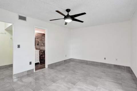 8301 Sands Point Boulevard #S102, Tamarac FL - photo 18 of 33