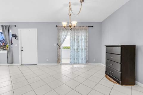 3360 NE Rossi Court, West Palm Beach FL - photo 8 of 47